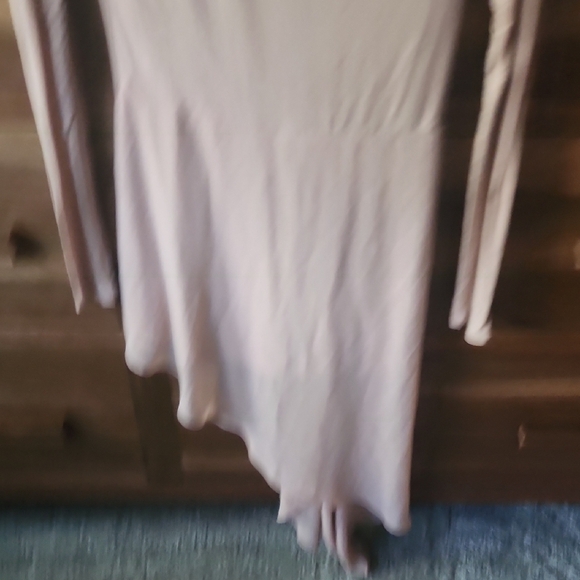 BCBGMaxAzria Cream Long Sleeve Sheath Dress Casual - Picture 4 of 6